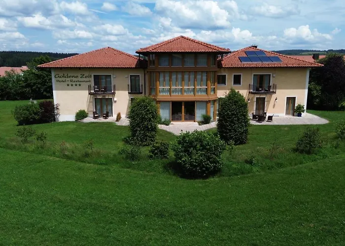 Naturhotel Goldene Zeit ホテル Georgenberg